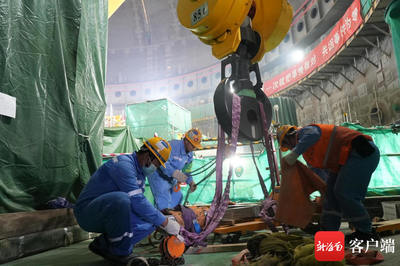 尋找新質(zhì)生產(chǎn)力 | 全球首個(gè)!海南昌江核電這個(gè)核能&ldquo;移動(dòng)充電寶&rdquo;不簡(jiǎn)單&rarr;